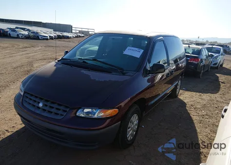 2000 Plymouth Voyager z USA, uszkodzony, nr VIN 2P4GP2539YR576241